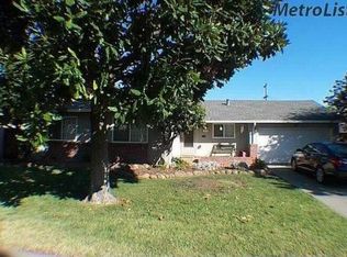 2452 Country Club Blvd, Stockton, CA