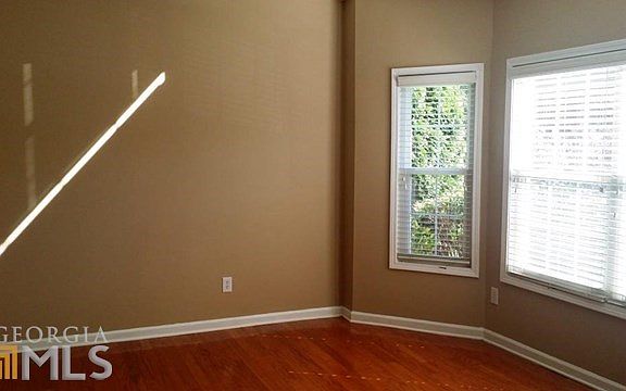5th image of 700 Clemson Ln
