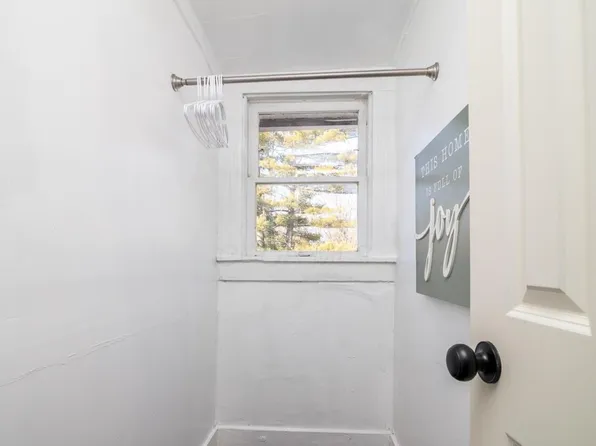 409 Lawrence St, Bellefontaine, OH 43311