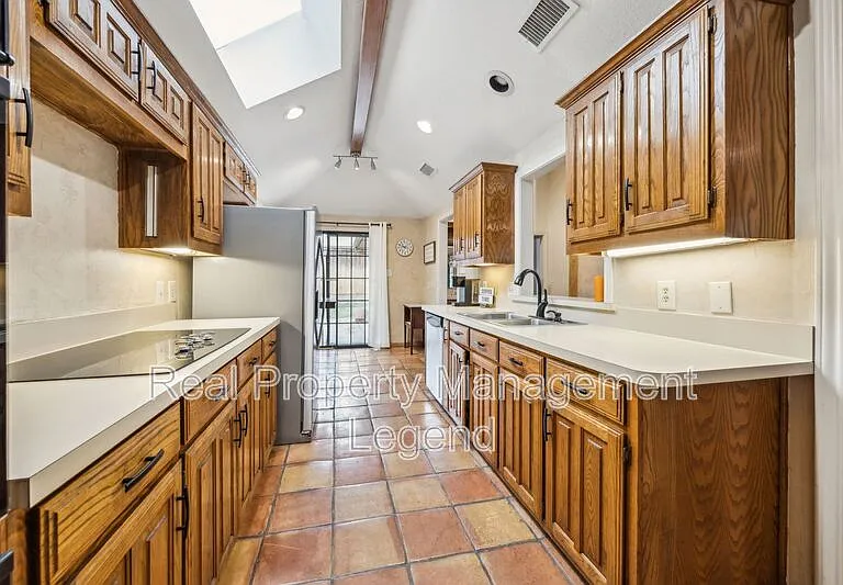2739 Sedgeway Ln — Photo 13