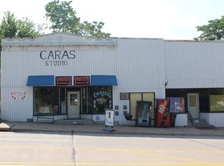 821 15th St, Moline, IL 61265