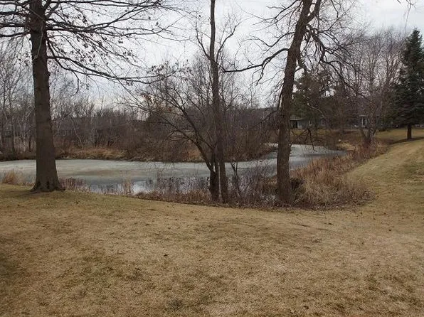 5692 Dunlap Ave, Shoreview, MN 55126