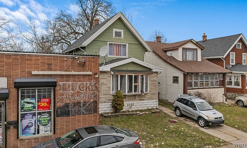 2nd image of 1078 Kensington Ave