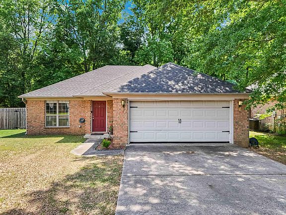 2nd image of 13 Thomas Cir