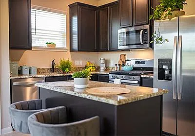 4 bed, 2.5 bath, 2175 sqft, $2,945 — Photo 2
