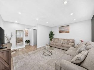 6020 S 18th Ave NE, Calgary, AB T1Y1P1