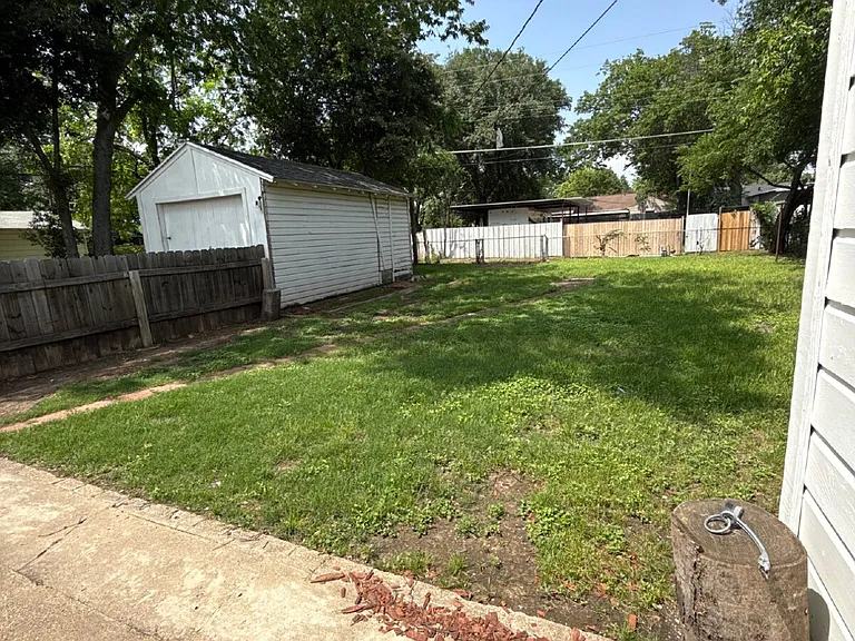 1607 McAdams Ave — Photo 11