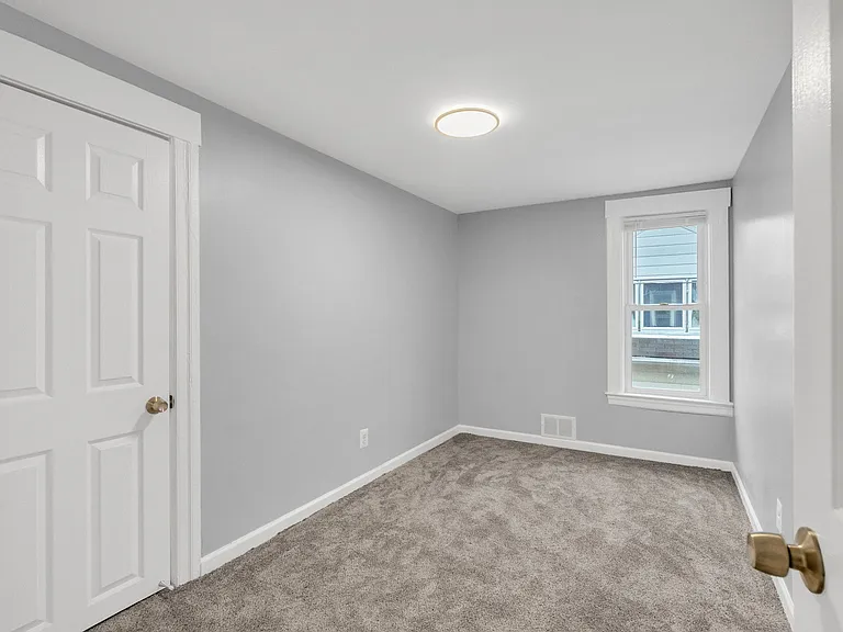 3606 Cadieux Rd — Photo 31