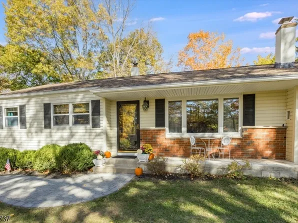 16 Old Ledgewood Rd, Mount Olive Twp., NJ 07836