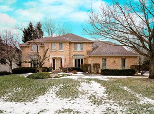 8711 Saint Albans Pl, Dublin, OH 43017