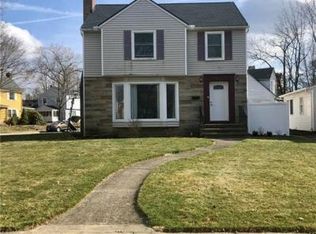 1516 Delia Ave, Akron, OH 44320