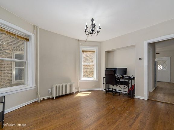 5th image of 2308 N Harding Ave