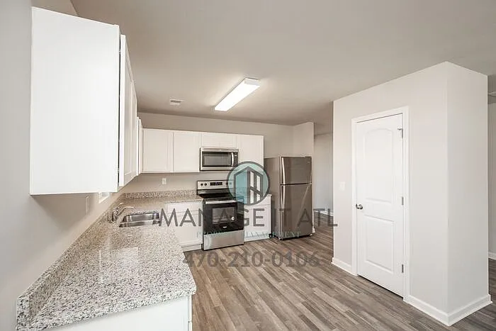 204 Indian River Dr — Photo 8