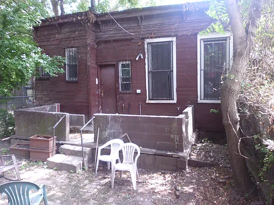 Rented by Plymouth Electric Inc. | media 21