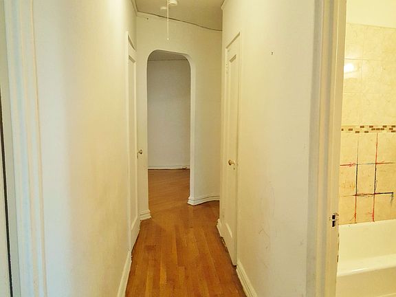 5th image of 4215 81st St APT 4S