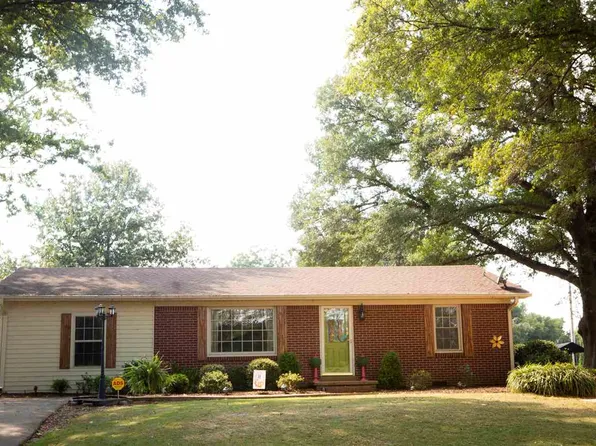 208 Manley Rd, Alamo, TN 38001
