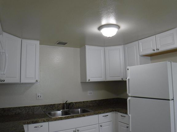 2nd image of 6546 El Nido Ln APT 1