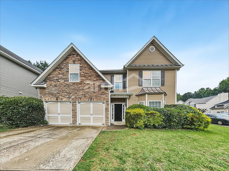 1st image of 148 Crescent Woode Dr