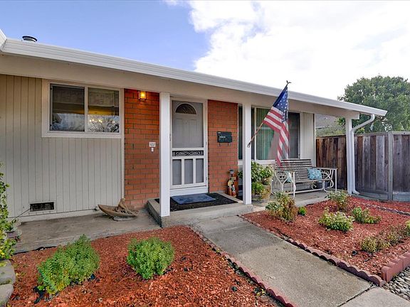 2nd image of 6266 Hopi Cir