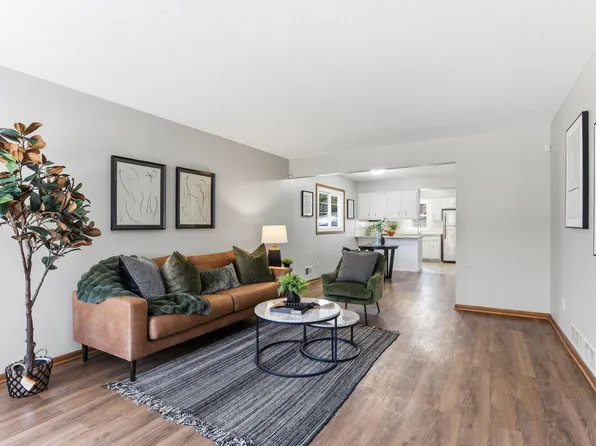 936 Jefferson Ave, Saint Paul, MN 55102