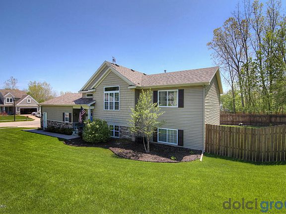 2nd image of 2538 Trent Ct NW