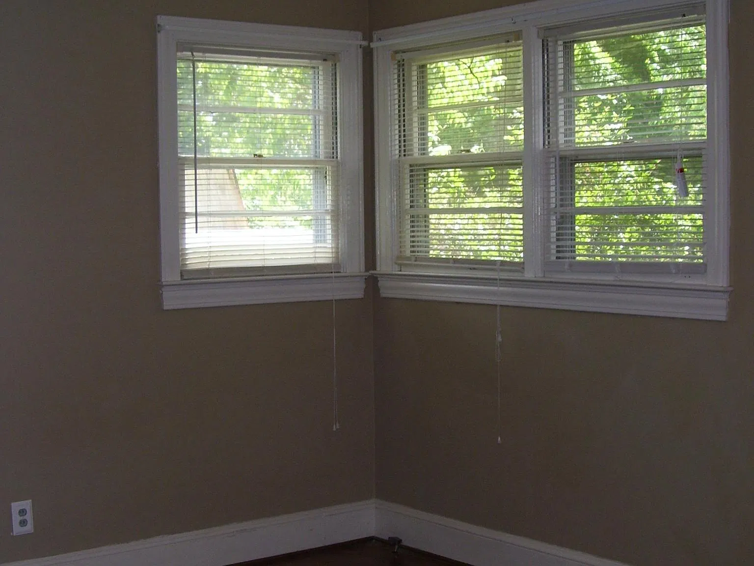 2 bed, 1008 sqft, $1,350 — Photo 4