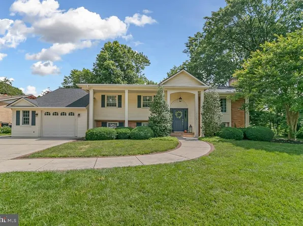 1116 Anesbury Ln, Alexandria, VA 22308