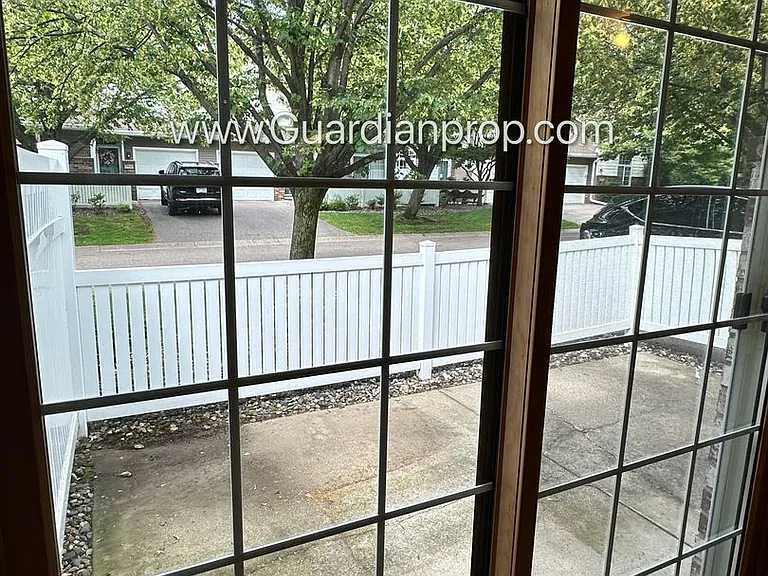 17818 Cobblestone Way — Photo 18