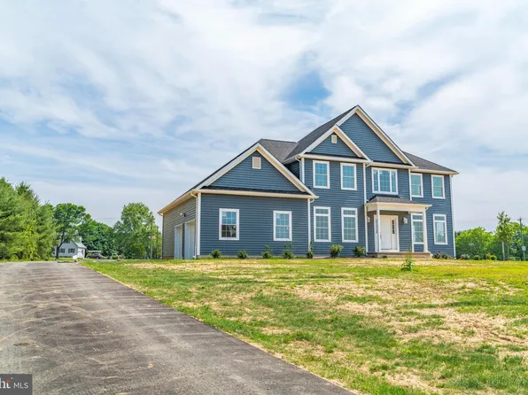 4 Nicole Ct, Hamilton, NJ 08620