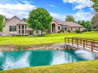 W1977 Center Valley Rd, Freedom, WI 54130