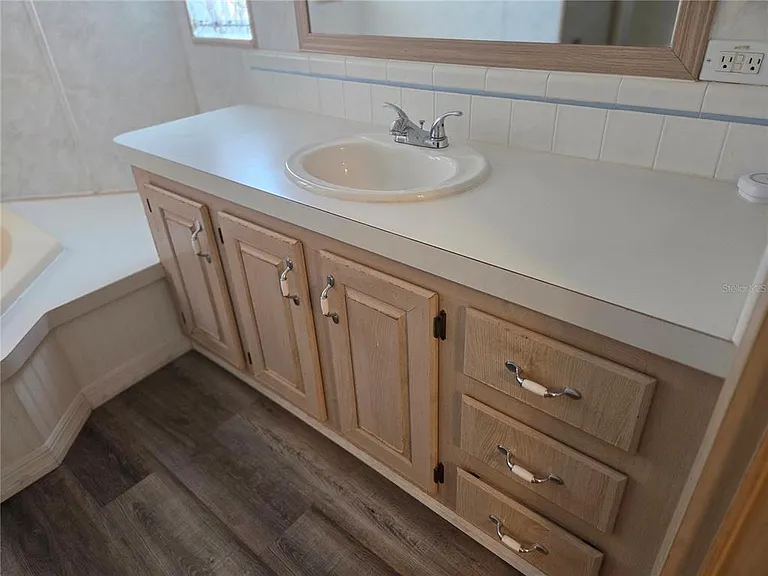 3224 Manatee Rd — Photo 16