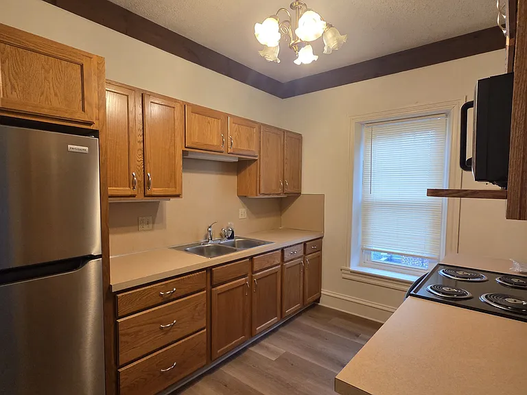 4050 Friedensburg Rd — Photo 20