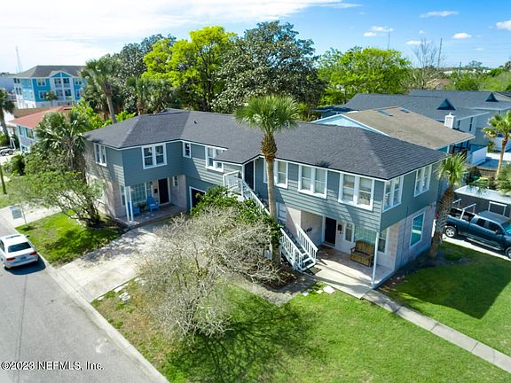 2nd image of 802 2nd Ave N