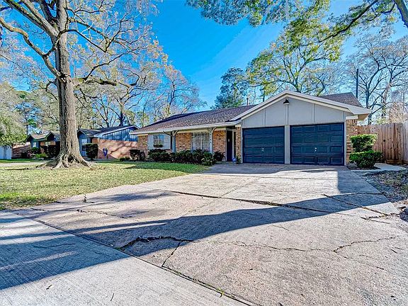 3rd image of 14146 Woodforest Blvd