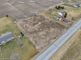 11286 Ray Rd, Gaines, MI 48436