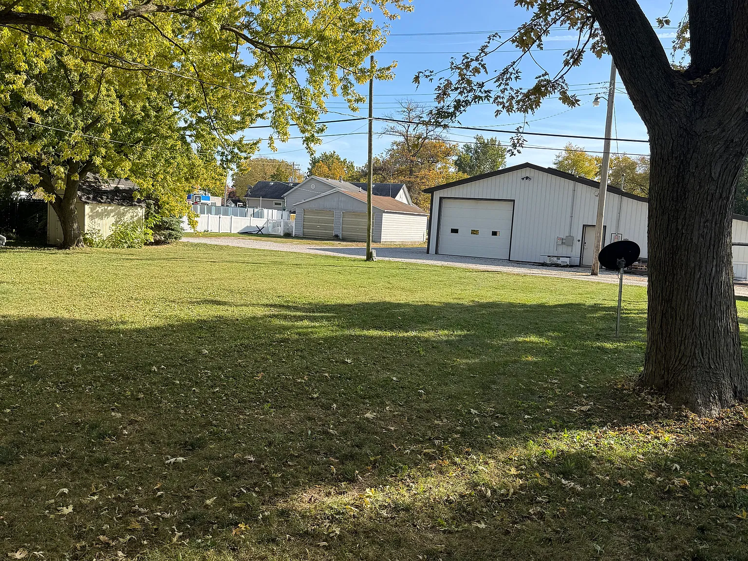3 bed, 1250 sqft, $1,400 — Photo 2