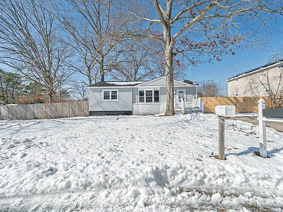 2nd image of 7 Fairview Dr