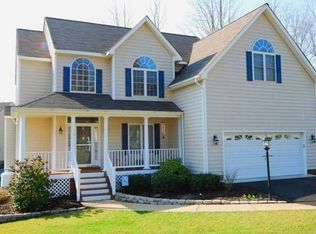 12713 Forest Mill Dr, Midlothian, VA 23112