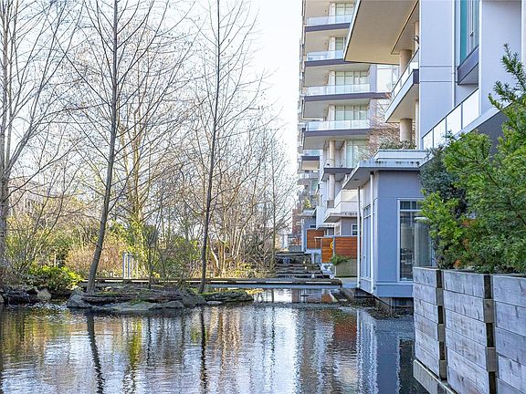 2nd image of 373 Tyee Rd #G3