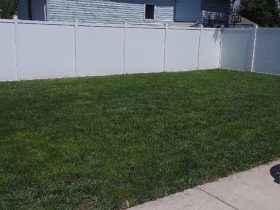 2nd image of 139 Sterling St