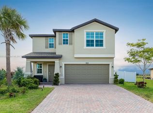 952 Bent Creek Dr, Fort Pierce, FL 34947
