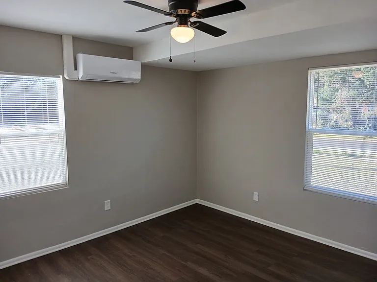 2940 Letourneau Dr — Photo 13