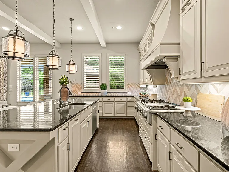 812 Lake Carillon Ln — Photo 23