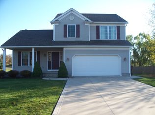 1018 Royce St NW, Uniontown, OH 44685