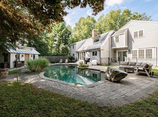 677 Temple St, Duxbury, MA 02332