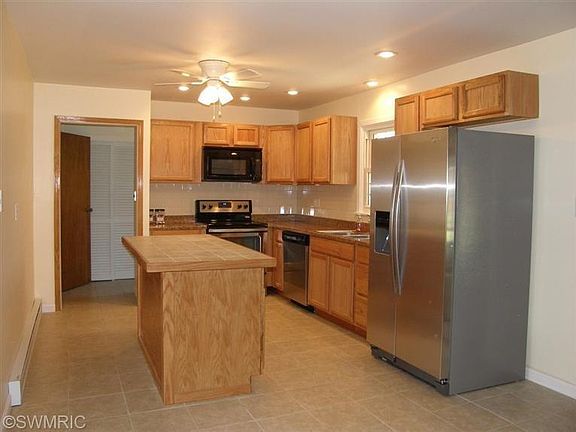 4th image of 1612 Boca Raton Ln