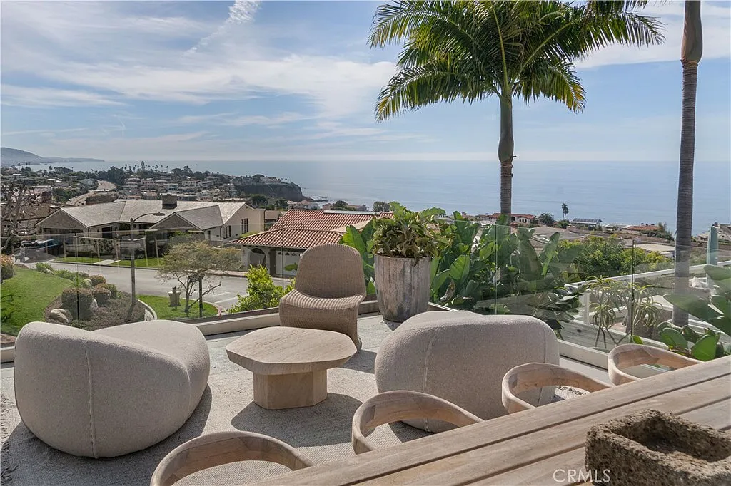 4 bed, 4.5 bath, 3341 sqft, $50,000 — Photo 3