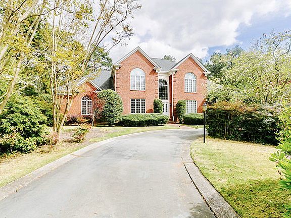 2nd image of 333 Magnolia Lake Ct