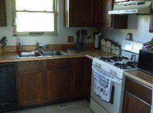 6942 Kirtwood Dr, Temperance, MI 48182