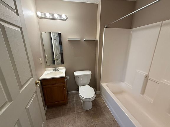 5th image of 1218 Columbia St APT 6